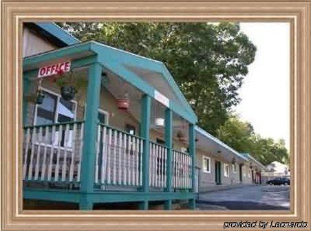 Budget Inn North Kingstown Bagian luar foto